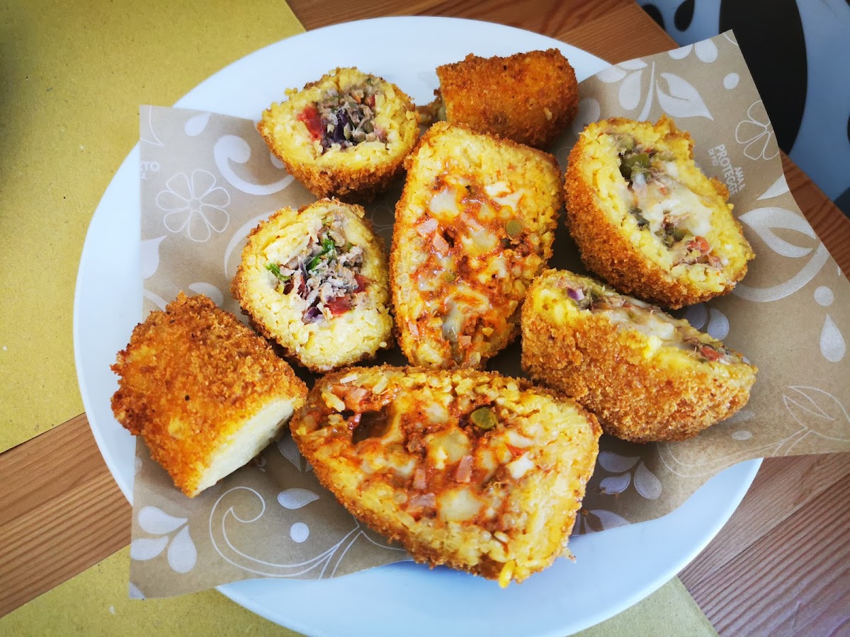 Via Del Corso Pizzeria Rosticceria-5